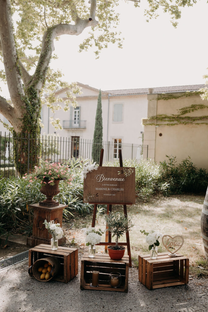 Panneau de bienvenue en bois des maries