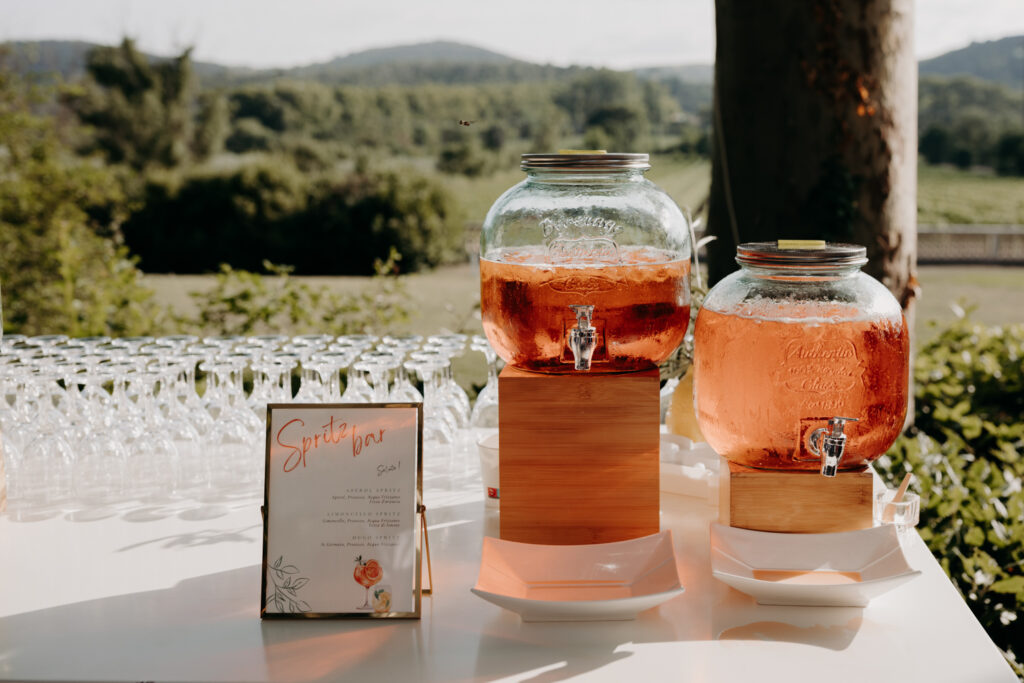 Bar à spritz et decoration de mariage